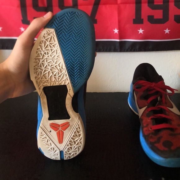 Nike Kobe 7 “Poison Dart Frog (Blue)” - Picture 7 of 8